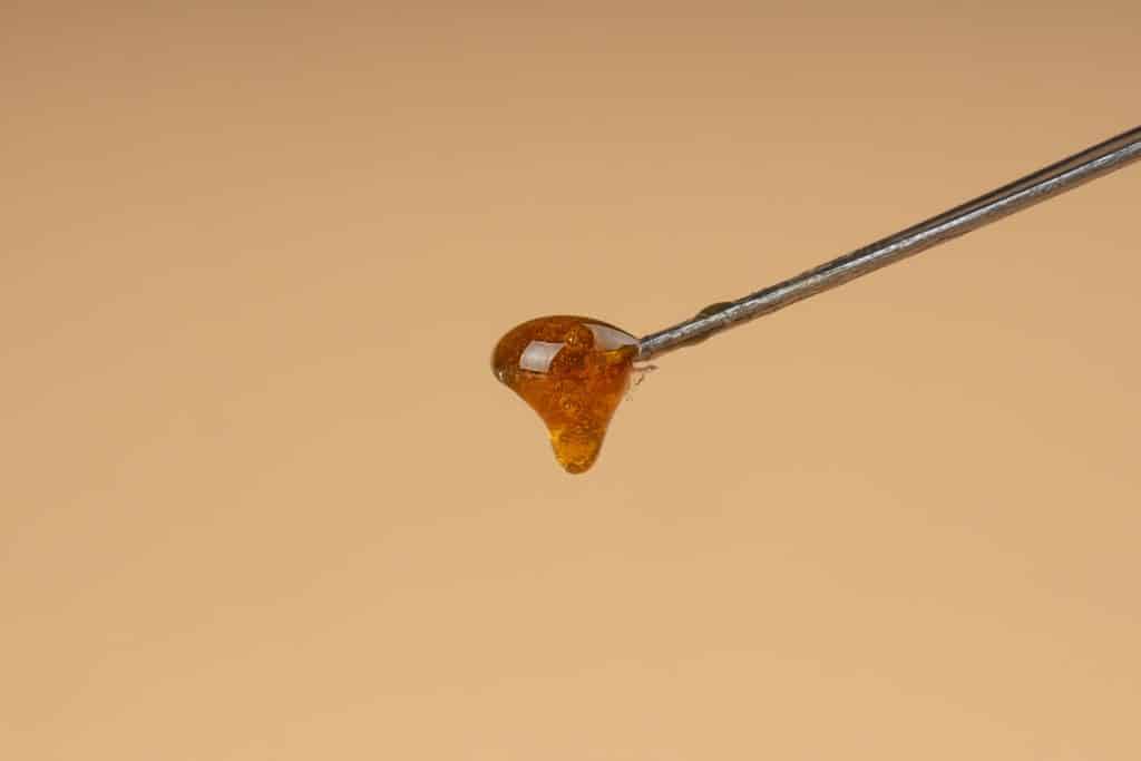 cannabis live resin on dab tool